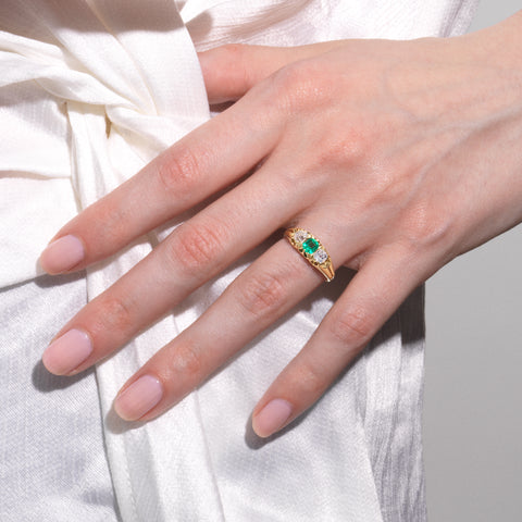 Emerald Diamond Trilogy Ring in 18ct Gold » Engagement Ring